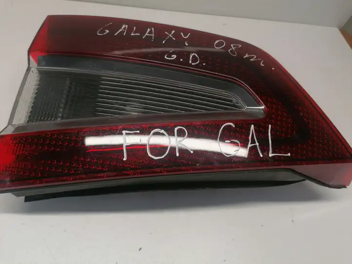 Ford Galaxy (2006 - 2010) 6M2113A602EB Задний фонарь в крышке багажника — фото 4