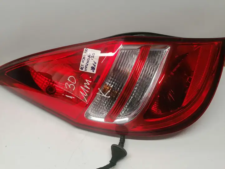 Hyundai i30 (2007 - 2012) 924012R0 Задний фонарь в крышке багажника — фото 4