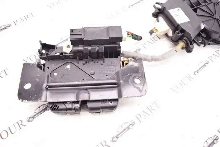 BMW X3 F25 (2010 - 2017) 7249578 Актуатор замка задней двери — фото 4