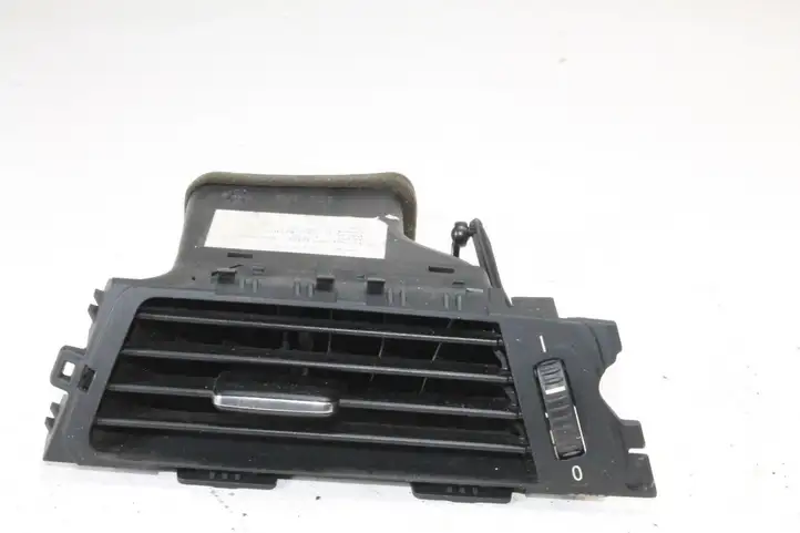 BMW 3 E90 E91 (2005 - 2012) 9130466 Боковой воздушный дефлектор — фото 1