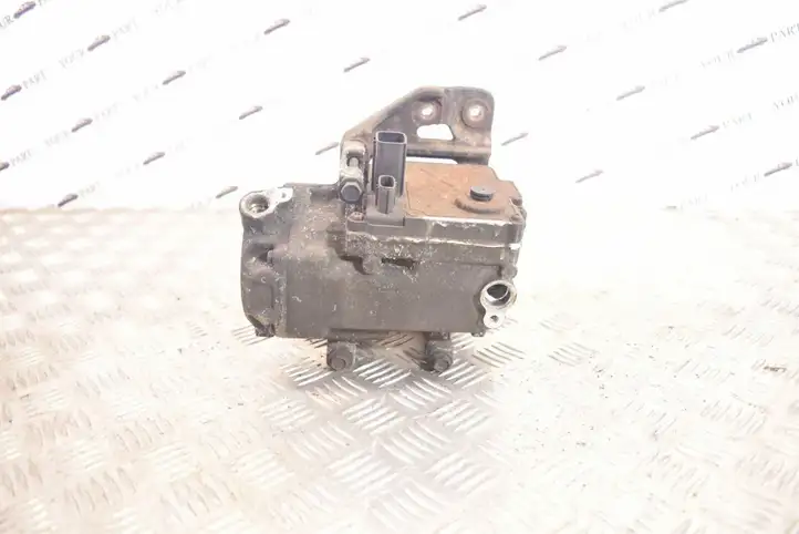 Lexus RX 330 - 350 - 400H (2003 - 2006) 0420000230 Компрессор (насос) кондиционера воздуха — фото 2