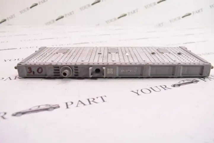 Lexus GS 300 350 430 450h (2004 - 2007) Аккумулятор гибридного / электрического автомобиля — фото 2