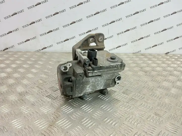 Lexus GS 300 350 430 450h (2004 - 2007) 8837030021 Компрессор (насос) кондиционера воздуха — фото 1