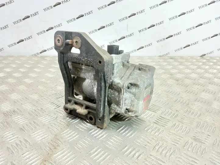 Lexus GS 300 350 430 450h (2004 - 2007) 8837030021 Компрессор (насос) кондиционера воздуха — фото 3