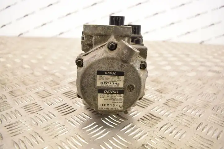 Lexus GS 300 350 430 450h (2004 - 2007) 8837030021 Компрессор (насос) кондиционера воздуха — фото 2