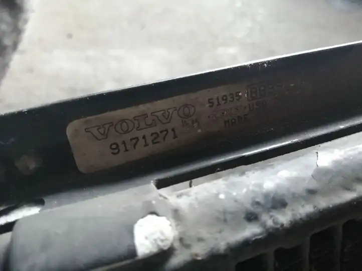 Volvo C70 (1998 - 2005) 9171271 Радиатор кондиционера — фото 2