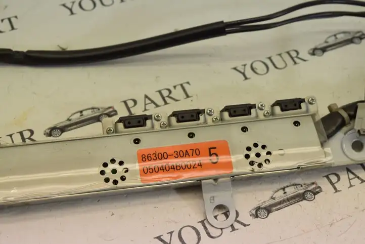 Lexus GS 300 350 430 450h (2004 - 2007) 8630030A70 Усилитель антенны — фото 2