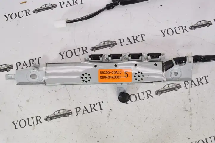 Lexus GS 300 350 430 450h (2004 - 2007) 8630030A70 Усилитель антенны — фото 2