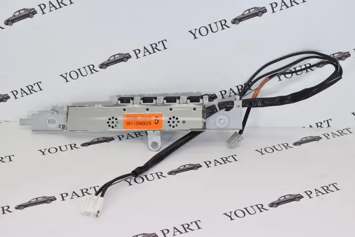 Lexus GS 300 350 430 450h (2004 - 2007) 86300-30A70 Усилитель антенны — фото 3
