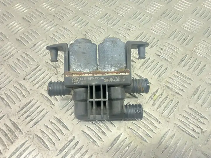 BMW X5 E53 (1999 - 2006) 8374995 Клапан отопителя — фото 5