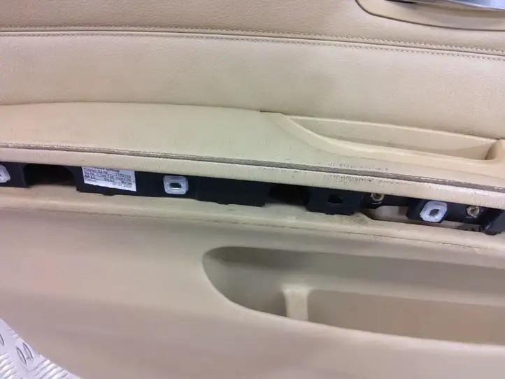 BMW 3 E90 E91 (2005 - 2012) Обшивка передней двери — фото 8