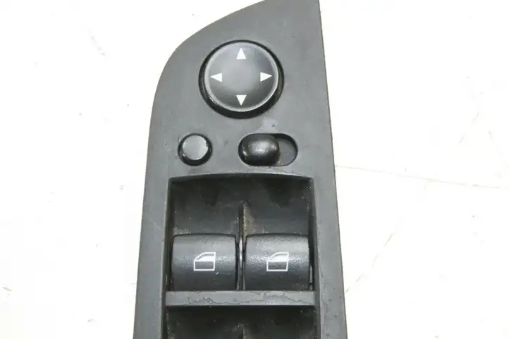 BMW 3 E90 E91 (2005 - 2012) 9132147 Кнопка стеклоподъемников — фото 3