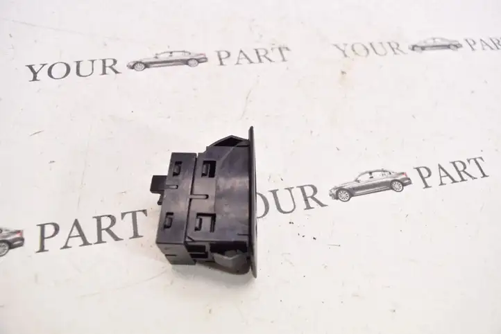 BMW 3 F30 F35 F31 (2012 - 2018) 9208106 Блок кнопок стеклоподъемников — фото 4