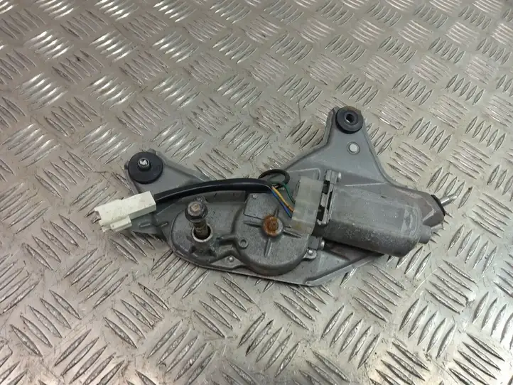Toyota Prius (XW20) (2003 - 2009) 8513047010 Двигатель стеклоочистителя заднего стекла — фото 2