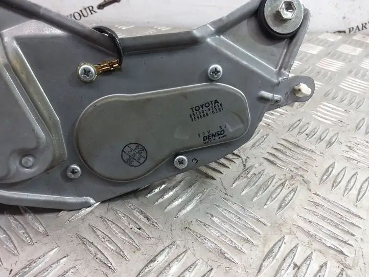 Toyota Prius (XW20) (2003 - 2009) 8513047010 Двигатель стеклоочистителя заднего стекла — фото 5