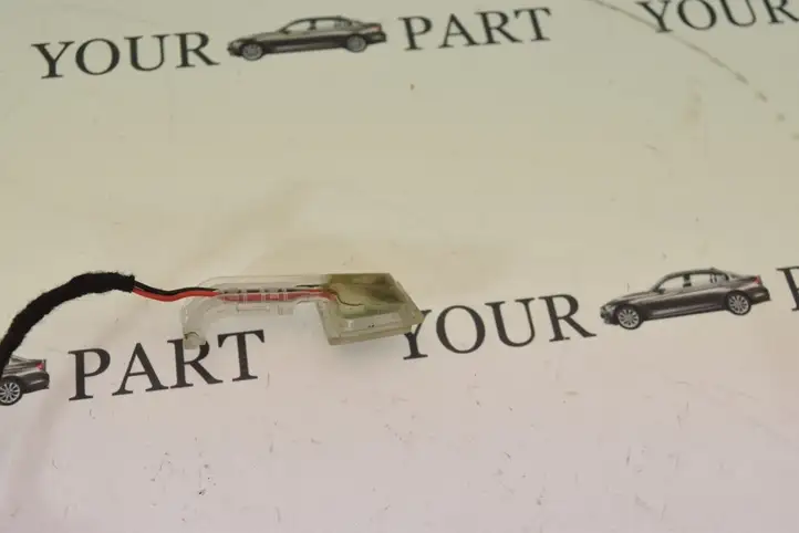 BMW 3 E92 E93 (2005 - 2014) 7163511 Подсветка рукоятки передней двери (наружняя) — фото 2