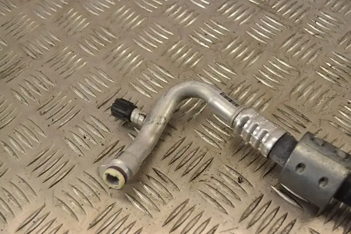 BMW 3 F30 F35 F31 (2012 - 2018) 9217375 Трубки и шланги кондиционера — фото 3