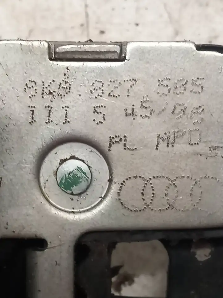 Audi Q5 SQ5 (2008 - 2012) 8K9827505 Замок крышки багажника — фото 3