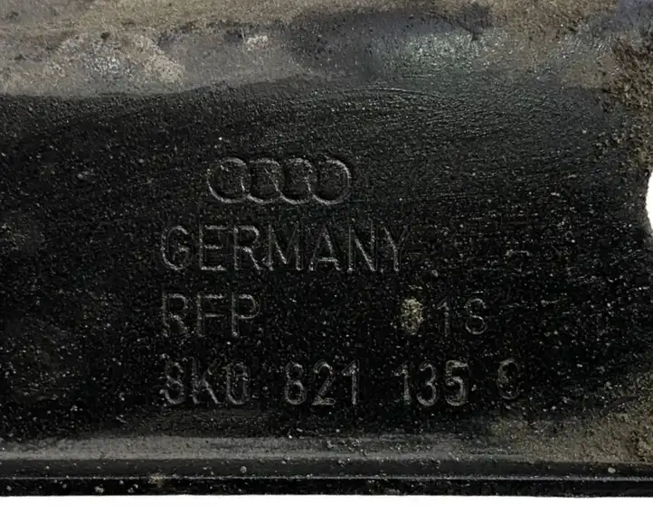 Audi A4 S4 B8 8K (2007 - 2011) 8K0821135C Крепление крыла — фото 6