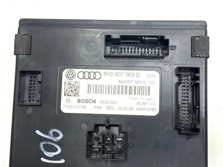 Audi A4 S4 B8 8K (2007 - 2011) 8K0907063D Модуль комфорта — фото 9