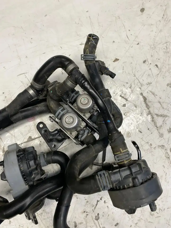 Volkswagen ID.3 (2019 - ) 1EA965567D Электроциркуляционный насос — фото 2