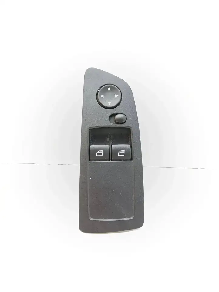 BMW 1 E81 E87 (2004 - 2011) 6970160 Кнопка стеклоподъемников — фото 1