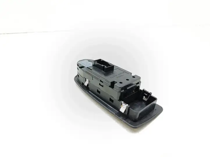 BMW 1 E81 E87 (2004 - 2011) 6970160 Кнопка стеклоподъемников — фото 4