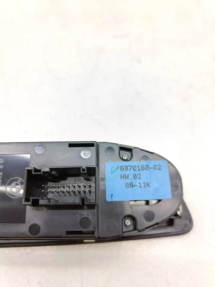 BMW 1 E81 E87 (2004 - 2011) 6970160 Кнопка стеклоподъемников — фото 5
