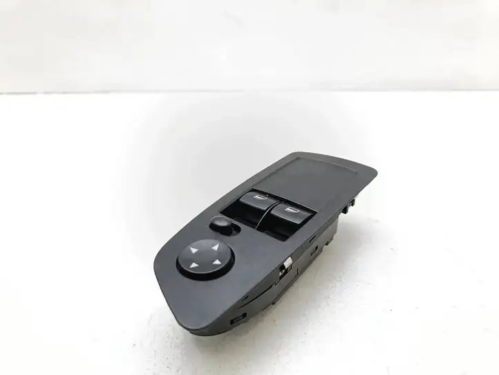 BMW 1 E81 E87 (2004 - 2011) 6970160 Кнопка стеклоподъемников — фото 6