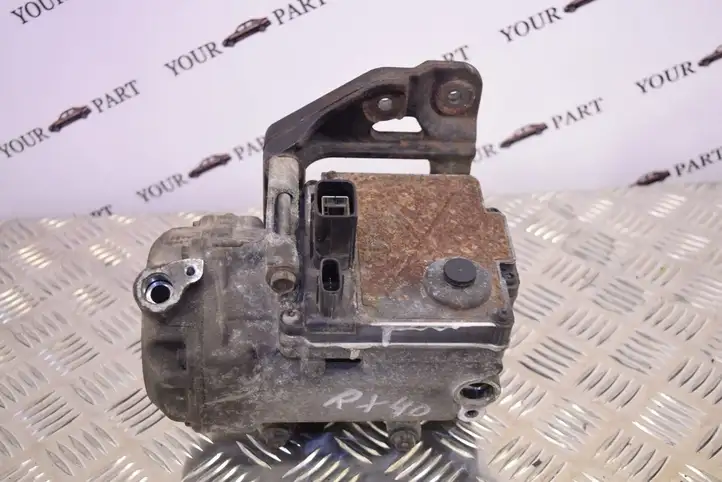 Lexus GS 300 350 430 450h (2004 - 2007) 8837030021 Компрессор (насос) кондиционера воздуха — фото 1