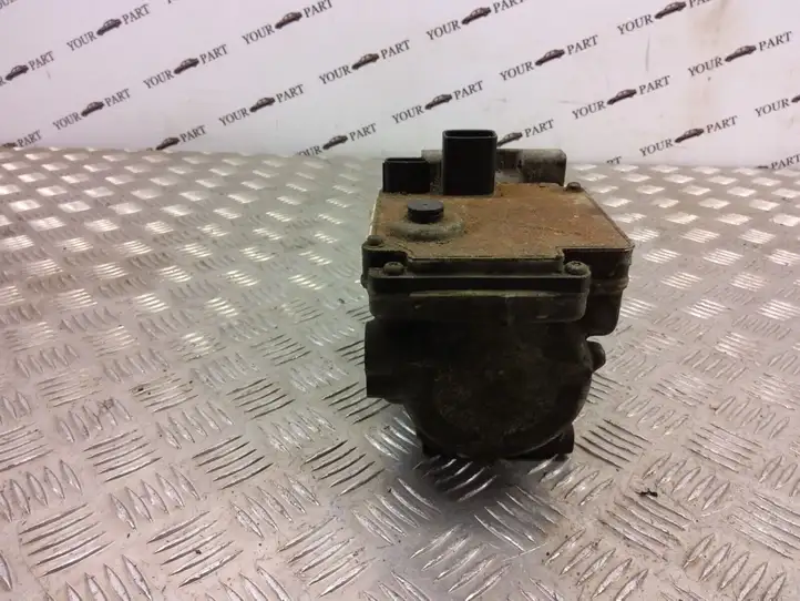 Lexus GS 300 350 430 450h (2004 - 2007) 8837030020 Компрессор (насос) кондиционера воздуха — фото 3