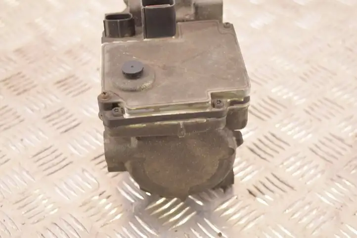 Lexus GS 300 350 430 450h (2004 - 2007) 8837030020 Компрессор (насос) кондиционера воздуха — фото 3