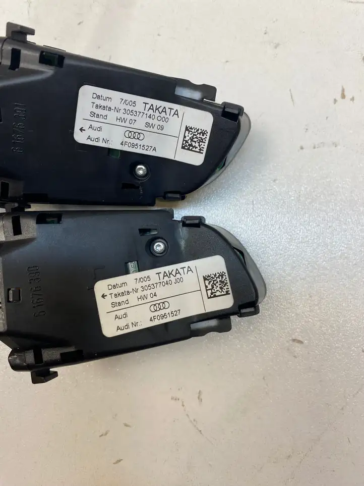 Audi A3/S3 8P (2004 - 2008) 4F0951527A Кнопки на рулевом колесе — фото 5