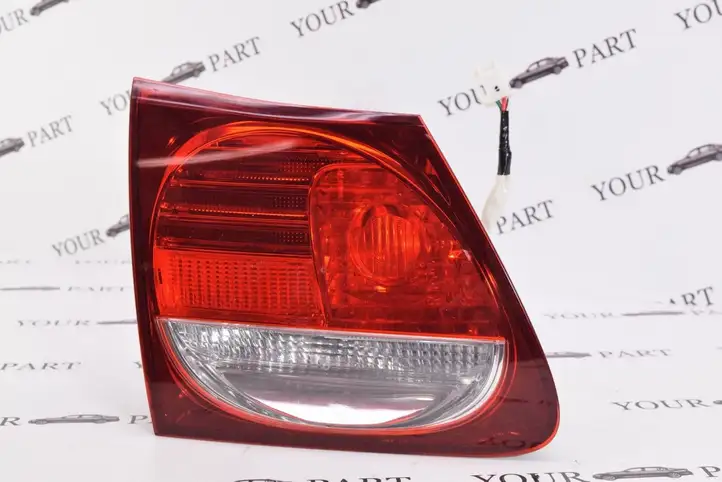 Lexus GS 300 350 430 450h (2004 - 2007) Задний фонарь в крышке багажника — фото 4