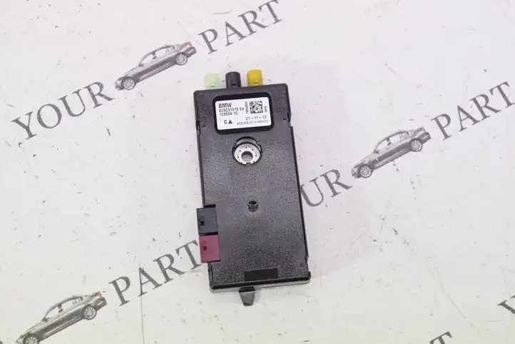 BMW 3 F30 F35 F31 (2012 - 2018) AV9231515 Усилитель антенны — фото 1