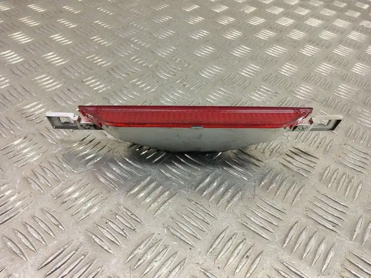 Toyota Corolla E120 E130 (2000 - 2004) 52023 Дополнительный стоп фонарь — фото 3