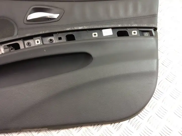 BMW 3 E90 E91 (2005 - 2012) Обшивка передней двери — фото 9