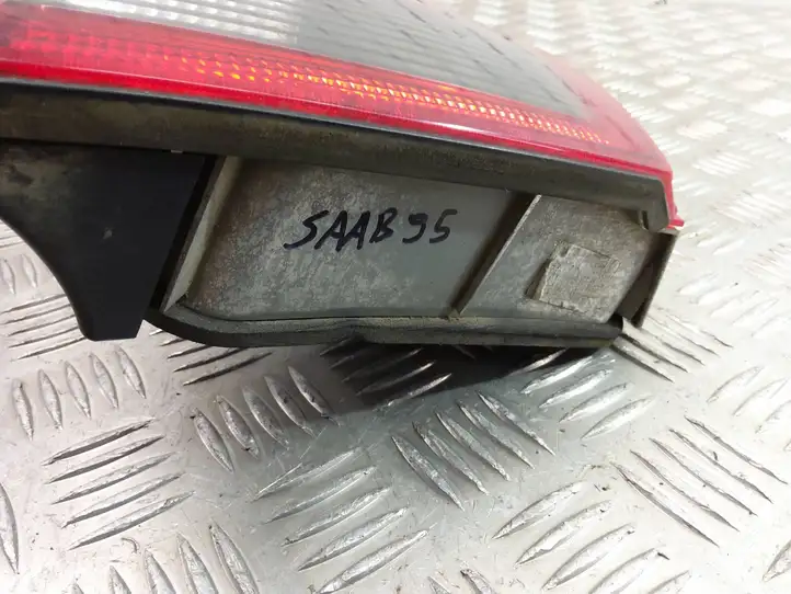 Saab 9-5 (1998 - 2005) Задний фонарь в крышке багажника — фото 6