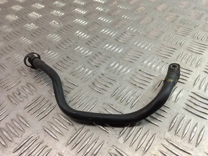 BMW 3 F30 F35 F31 (2012 - 2018) 7645857 Шланг сапуна — фото 1