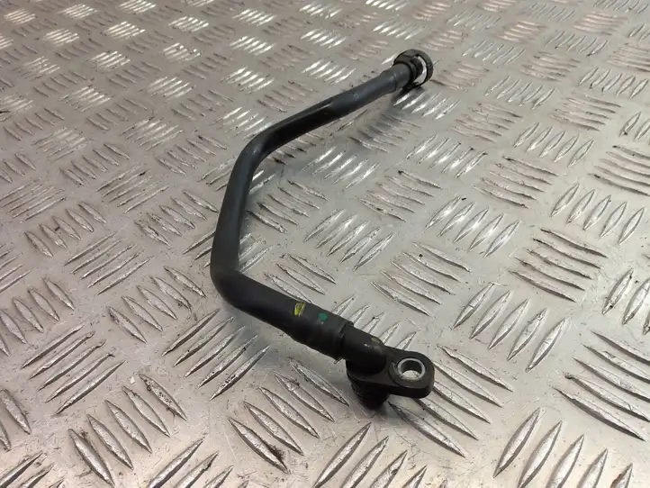 BMW 3 F30 F35 F31 (2012 - 2018) 7645857 Шланг сапуна — фото 3