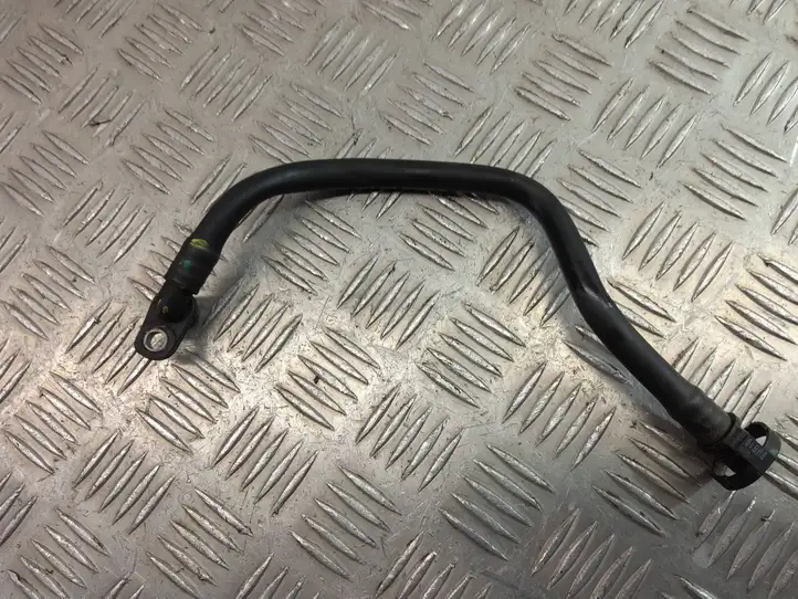 BMW 3 F30 F35 F31 (2012 - 2018) 7645857 Шланг сапуна — фото 7