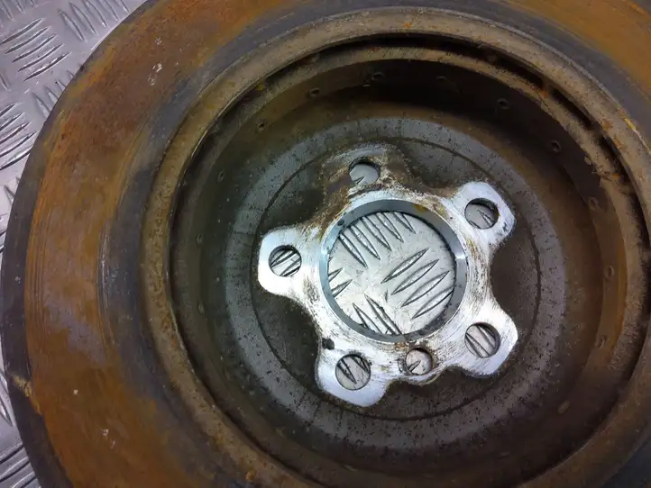 BMW X3 G01 (2018 - 2024) 6882245 Тормозной диск задний — фото 9