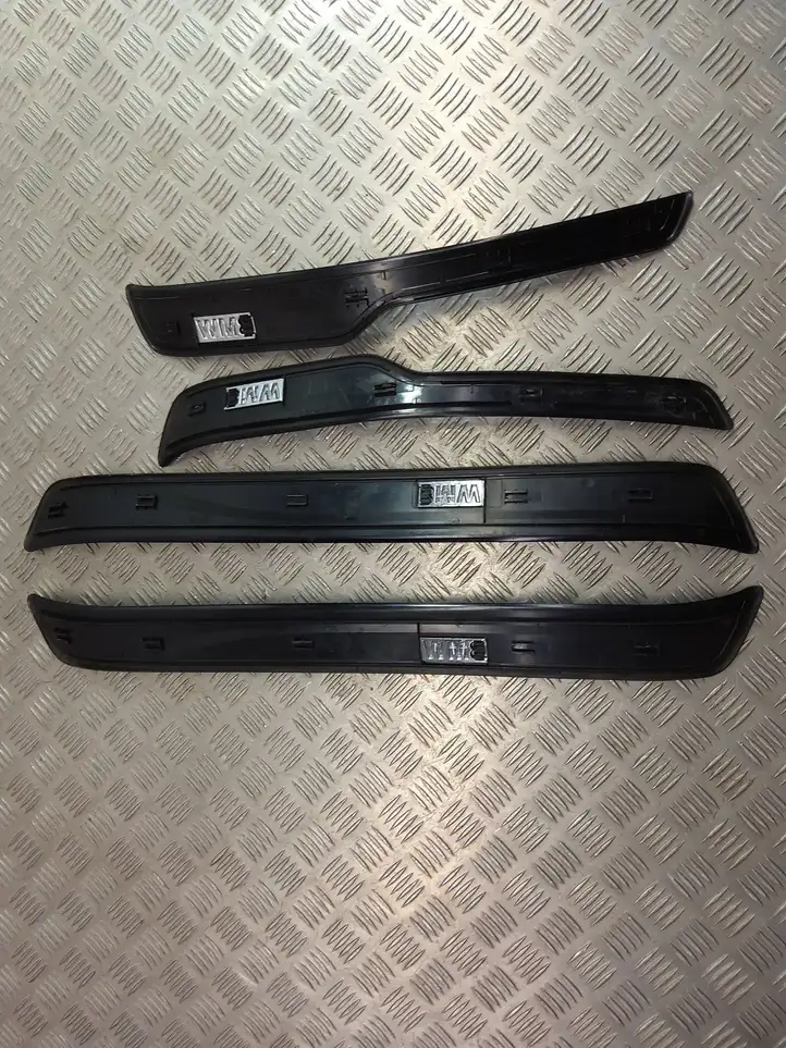 BMW 3 E90 E91 (2005 - 2012) 7060279 Наружная отделка переднего порога — фото 7