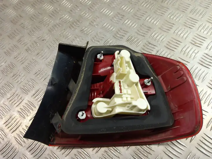 BMW 3 E90 E91 (2005 - 2012) 6937457 Задний фонарь в кузове — фото 13
