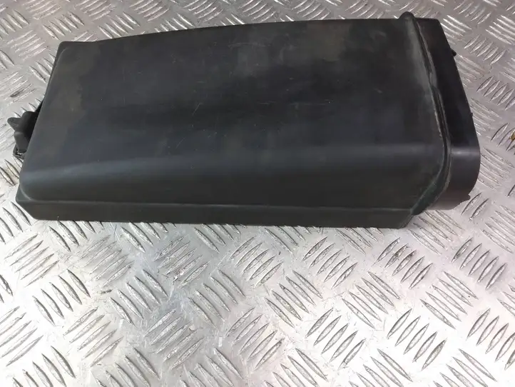 BMW 7 E65 E66 (2001 - 2008) 8379957 Крышка микрофильтра воздуха — фото 4