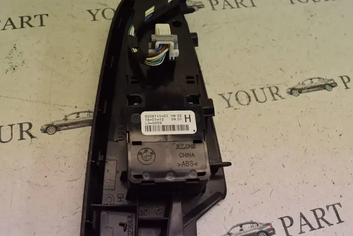 BMW X3 F25 (2010 - 2017) 9208111 Блок кнопок стеклоподъемников — фото 2