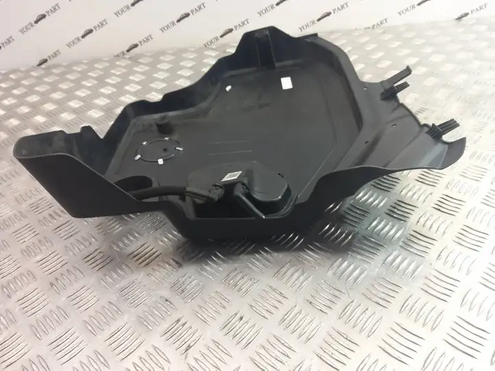 BMW 5 F10 F11 (2009 - 2016) 7604564 Крышка двигателя декоративная — фото 8