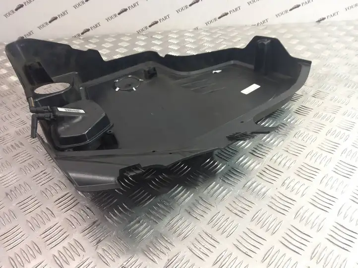BMW 5 F10 F11 (2009 - 2016) 7604564 Крышка двигателя декоративная — фото 9