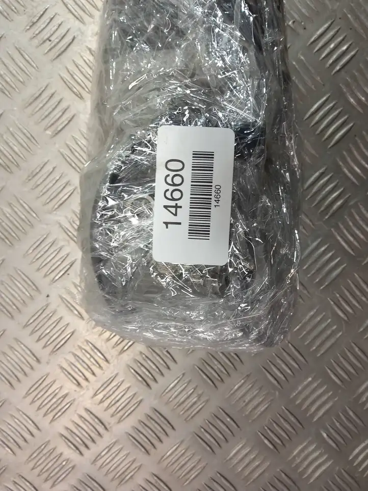 BMW X3 F25 (2010 - 2017) 9216467 Компрессор (насос) кондиционера воздуха — фото 13