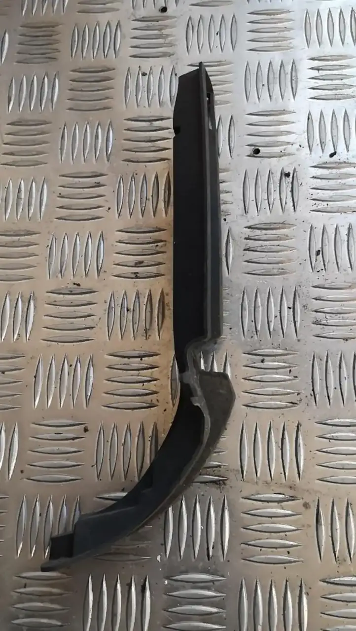 Volkswagen PASSAT B6 (2005 - 2010) Усилитель переднего бампера — фото 1